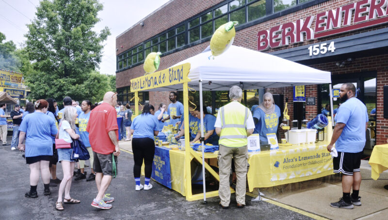 Lemonade Day serves up fun, funds in Warren